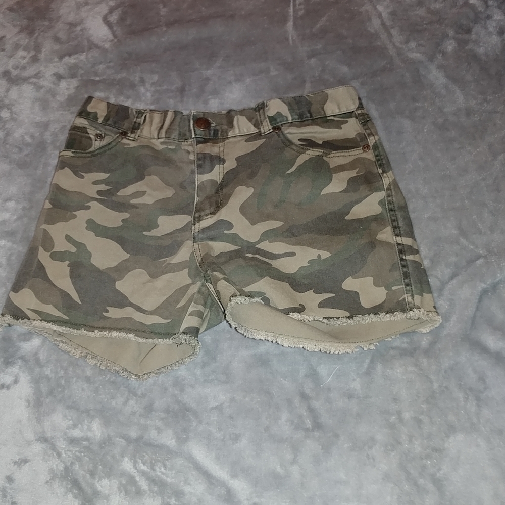 camo shorts